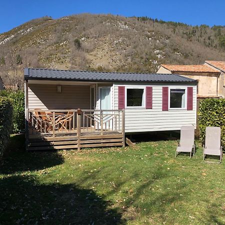 Camping La Mare Aux Fees Ξενοδοχείο Roquefeuil Εξωτερικό φωτογραφία