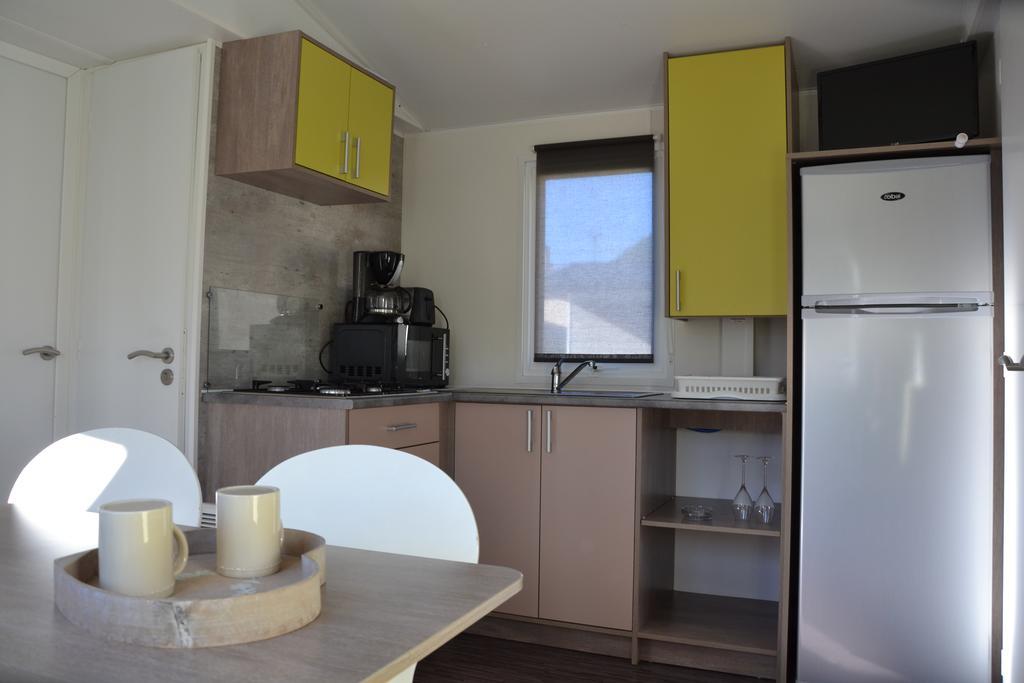 Camping La Mare Aux Fees Ξενοδοχείο Roquefeuil Εξωτερικό φωτογραφία