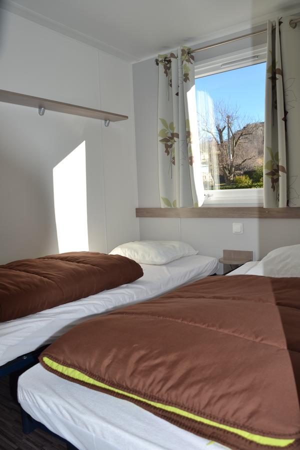 Camping La Mare Aux Fees Ξενοδοχείο Roquefeuil Εξωτερικό φωτογραφία