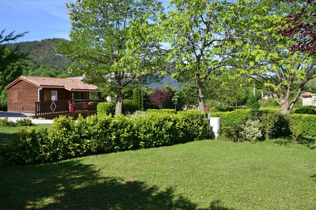 Camping La Mare Aux Fees Ξενοδοχείο Roquefeuil Εξωτερικό φωτογραφία